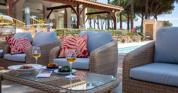 lido-2500-_0000s_0018_lido-aperitif-piscine